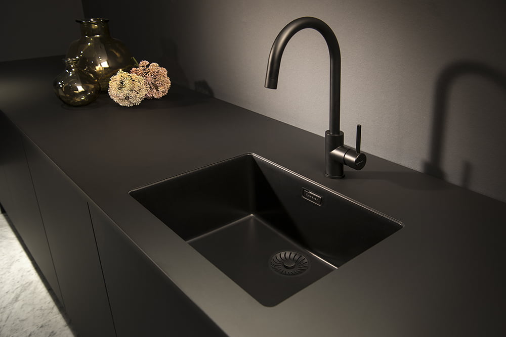 Caressi Spoelbakken kranen Black Line