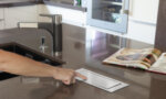 Evoline® BackFlip USB C, Contactdooselement, met veiligheidsstopcontacten, roestvrij staal - Afbeelding 2